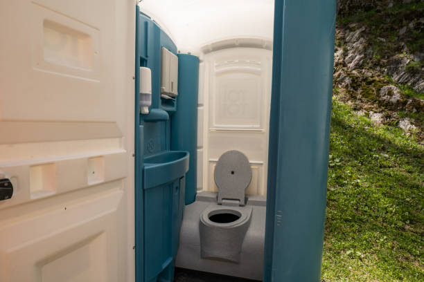 Best Luxury portable toilet rental  in Indian River Estates, FL